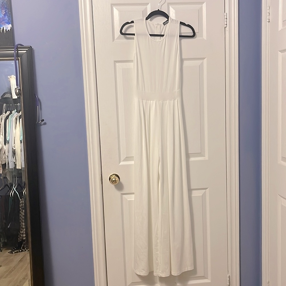 Sleeveless Wide Legged Romper in White